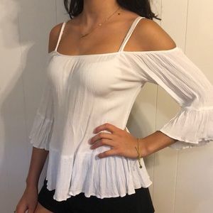 White off shoulders shirt